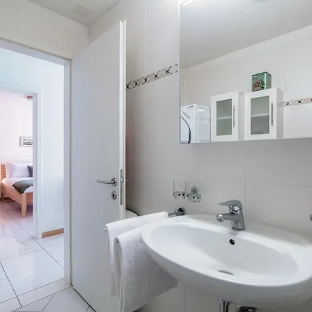 By Quokka 360 - Bright And Modern Flat With Balcony * Minusio