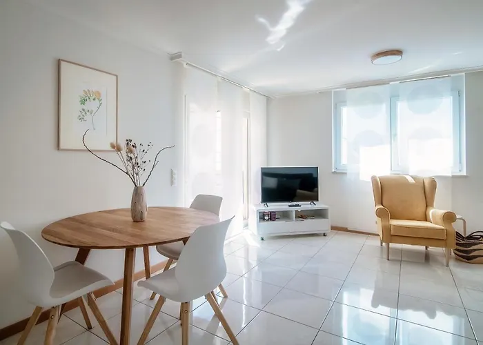 By Quokka 360 - Bright And Modern Flat With Balcony *